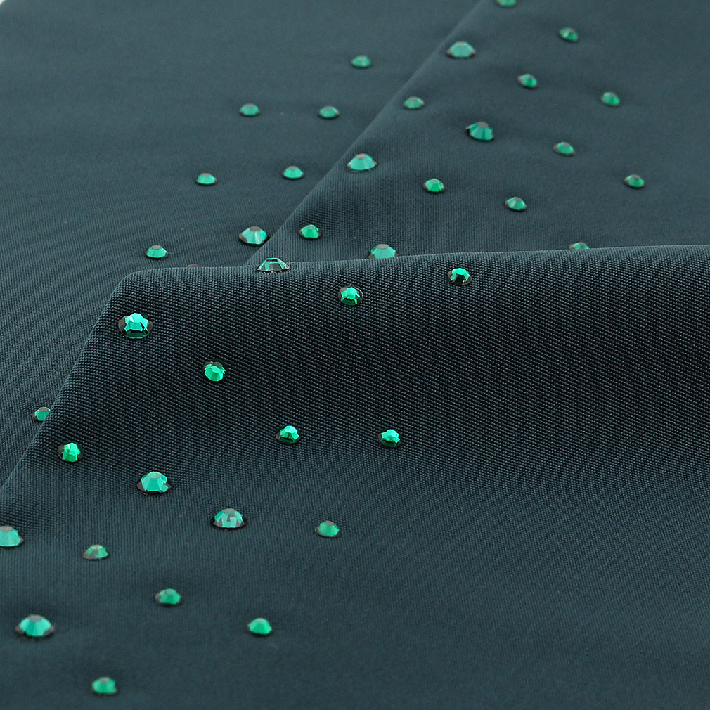 半襟 半衿 刺繍 振袖 成人式 黒 白 ベージュ 灰 緑 留袖 訪問着 黒留袖 全5色 ポリエステル 日本製 はんえり スワロフスキー swarovski 高級 半衿 シルエリー 