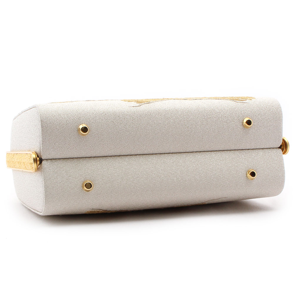 高級刺繍草履バッグ