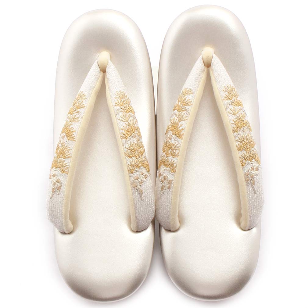 高級刺繍草履バッグ