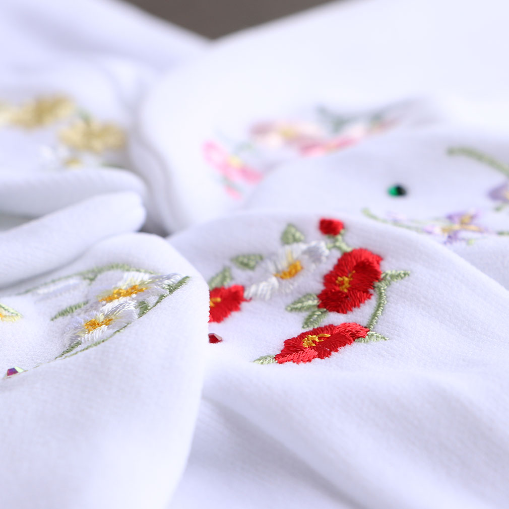 足袋 刺繍 誕生花 季節の花 ラインストーン付 ストレッチ