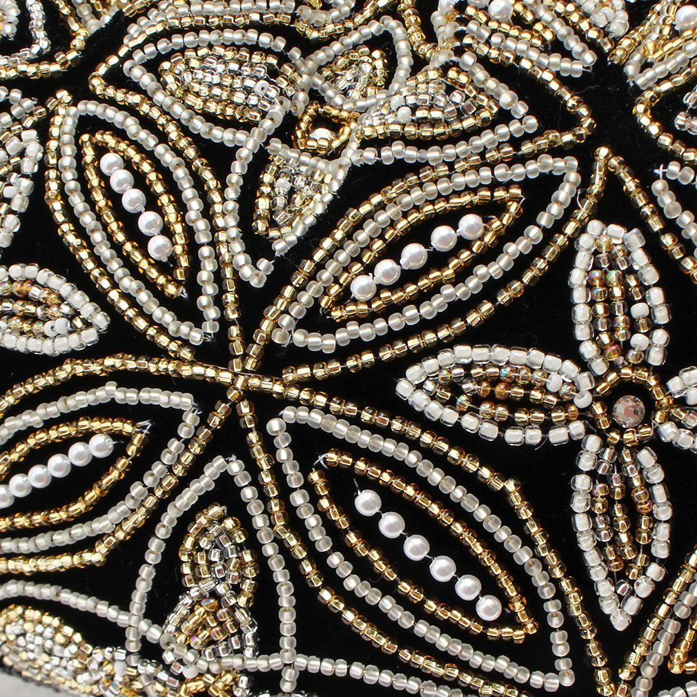手刺繍ビーズバッグ 国産グラスビーズ ブラック 七宝に華 ハンドバッグ