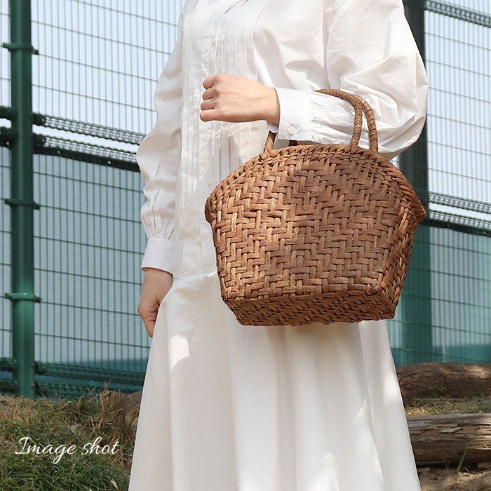 山葡萄かごバッグ山葡萄かごバッグ内布あり大人カゴバッグやまぶどう山ぶどう持ち手ハンドバッグきもの着物浴衣和装上品籠バッグかばんハンドバッグレディースナチュラル素材かごバッグ夏バッグトートバッグおしゃれfs