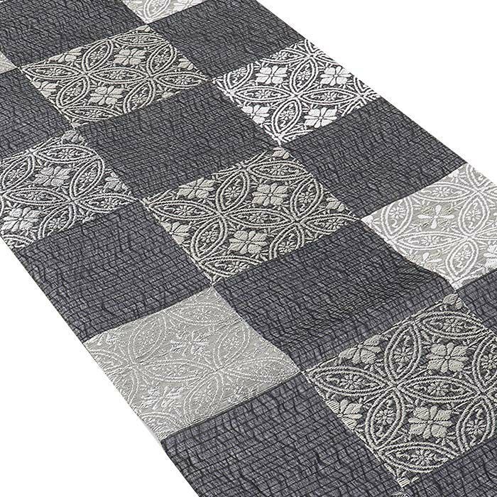 結婚式の黒留袖色留袖や訪問着に合わせたい仕立て上がり袋帯。入学式やお宮参り七五三参り等お子様の行事の礼装にも最適。フォーマルな着物を上品に装う袋帯。