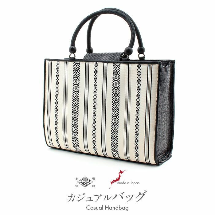 お洒落バッグ普段用華三彩博多織博多絹白黒献上柄日本製春夏秋トートフラップベロ付きマグネット付き仕切りおしゃれ伝統工芸品カジュアル用小紋紬色無地御召博多織バッグ和装バックきものばっぐ鞄大人上品レディースfs