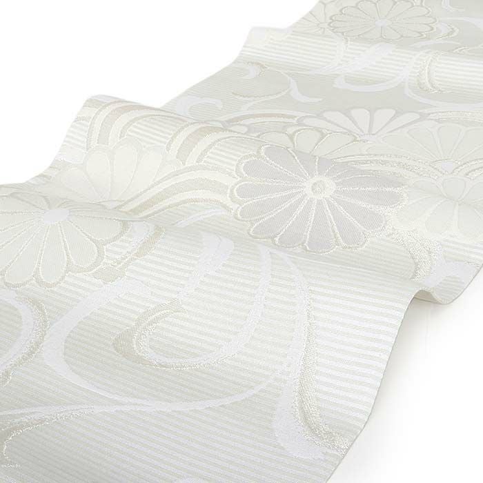 結婚式の黒留袖色留袖や訪問着に合わせたい仕立て上がり袋帯。入学式やお宮参り七五三参り等お子様の行事の礼装にも最適。フォーマルな着物を上品に装う袋帯。