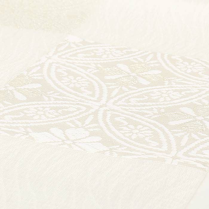 結婚式の黒留袖色留袖や訪問着に合わせたい仕立て上がり袋帯。入学式やお宮参り七五三参り等お子様の行事の礼装にも最適。フォーマルな着物を上品に装う袋帯。