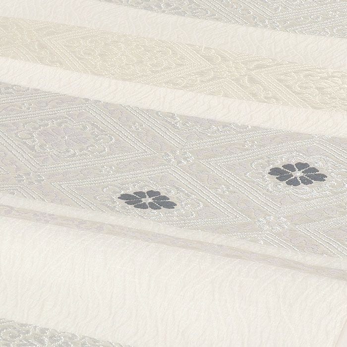 結婚式の黒留袖色留袖や訪問着に合わせたい仕立て上がり袋帯。入学式やお宮参り七五三参り等お子様の行事の礼装にも最適。フォーマルな着物を上品に装う袋帯。