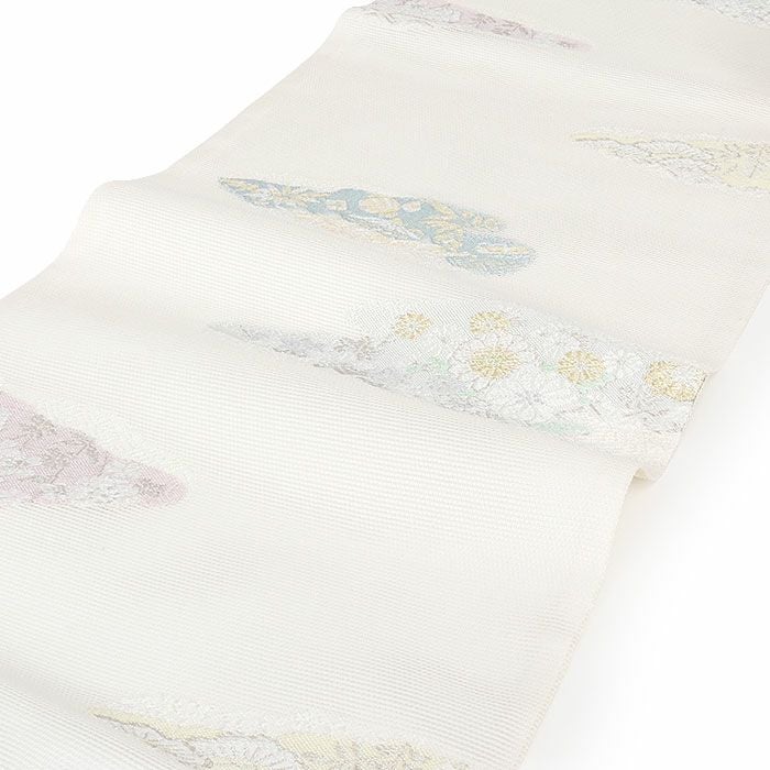 結婚式の黒留袖色留袖や訪問着に合わせたい仕立て上がり袋帯。入学式やお宮参り七五三参り等お子様の行事の礼装にも最適。フォーマルな着物を上品に装う袋帯。