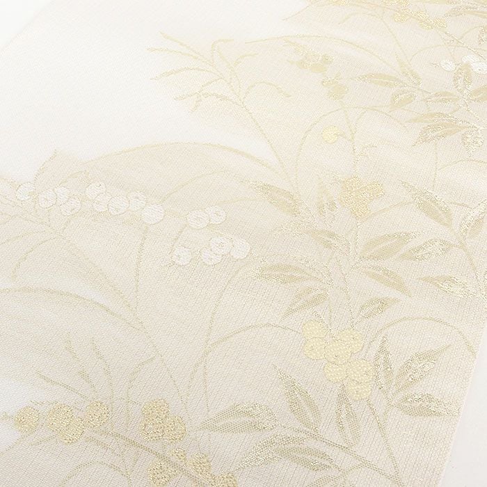 結婚式の黒留袖色留袖や訪問着に合わせたい仕立て上がり袋帯。入学式やお宮参り七五三参り等お子様の行事の礼装にも最適。フォーマルな着物を上品に装う袋帯。