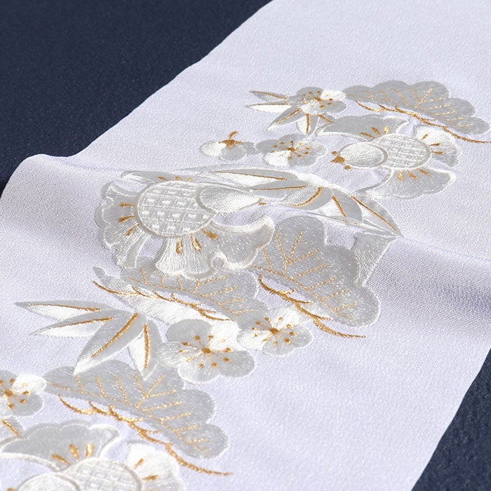 半衿刺繍半衿白半衿留袖用訪問着用振袖用衿秀4Type白金松青海華紋松竹梅藤の花ポリエステル日本製メール便対応可黒留袖色留袖訪問着振袖礼装用フォーマル色無地付け下げ結婚式お宮参り七五三刺繍半衿京都えりひで