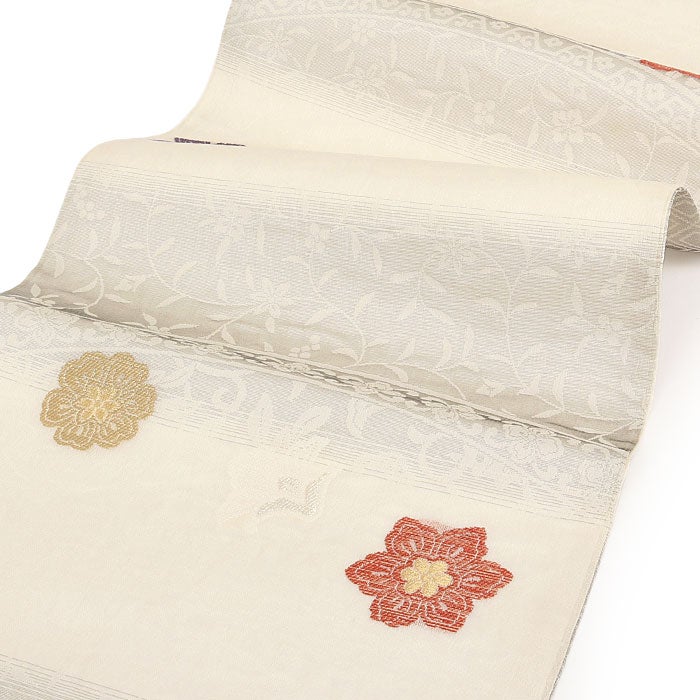 九寸名古屋帯 花唐草文様 アイボリー地　お仕立て上り品　新品　未使用品 名古屋帯 アイボリー 薄グレー 縞 花唐草 西陣織 佐々木染織 九寸